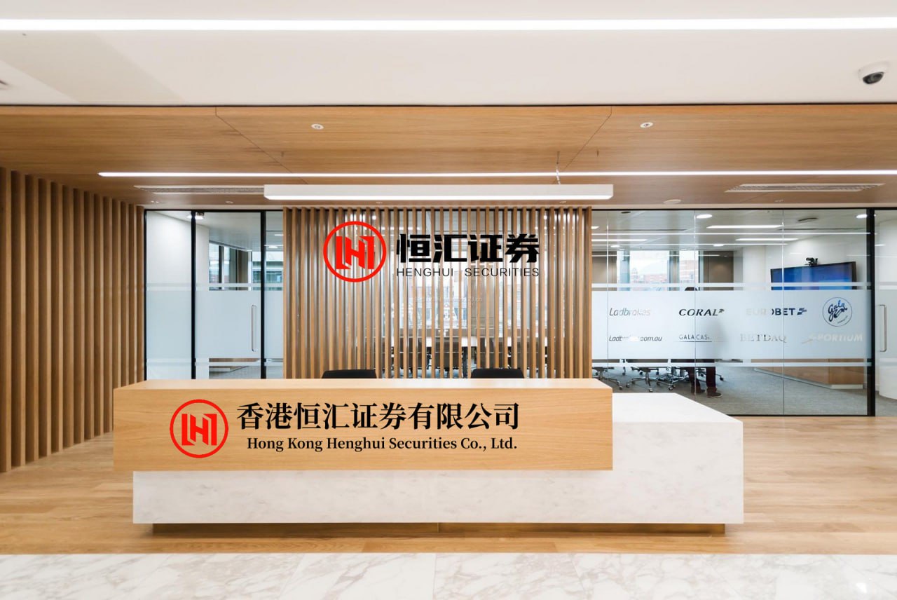 宝尚配资 雷军放大招！小米澎程N90登场，“50万内最好增程SUV...之一”